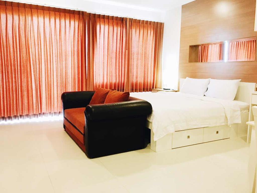 The Seacraze Hua-Hin By Montri C. Apartment HHQ Exterior photo